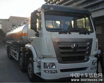 中國I代智能卡車豪沃T7H 驅動?；愤\輸行業安全與效率新升級